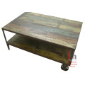 Table basse industrielle avec roues